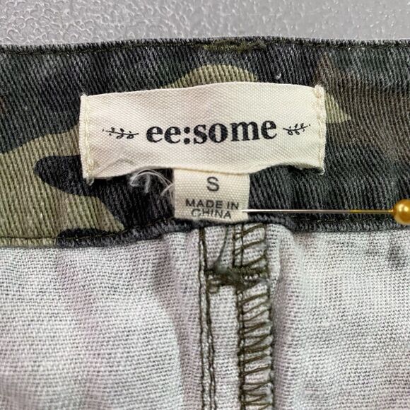 EE:SOME Skirt Camouflage Distressed 5 Pocket Raw Fringe Mini Boho Camo Size S - Picture 3 of 7